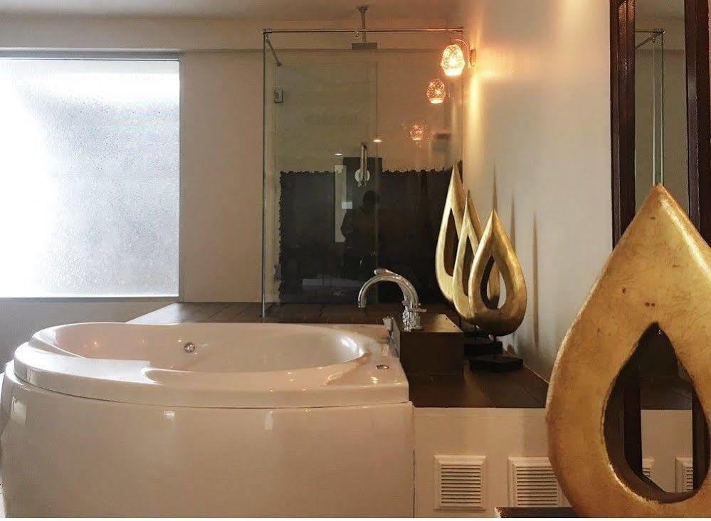 Vana Wellness Resort Nong Khai Esterno foto