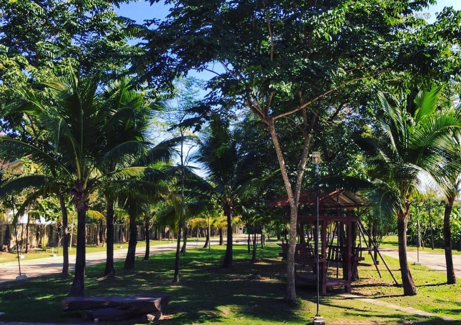 Vana Wellness Resort Nong Khai Esterno foto